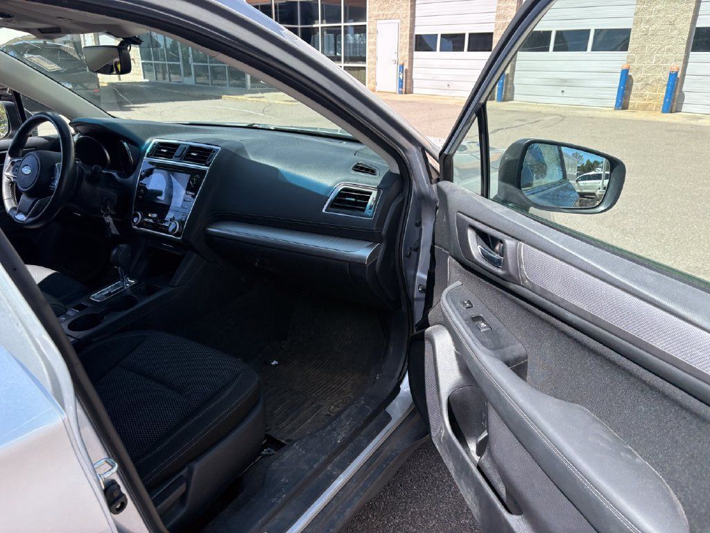 Used 2019 Subaru Outback 2.5i Premium AWD/4WD image 24