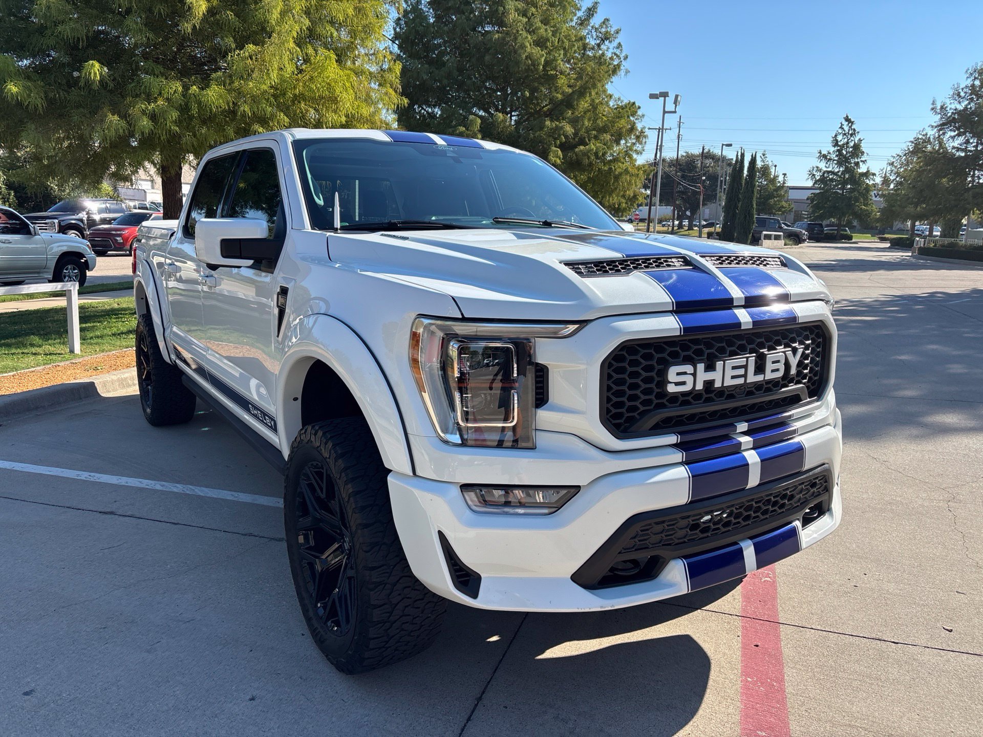 Used 2021 Ford F150 Lariat w/ Equipment Group 502A High AWD/4WD image 3