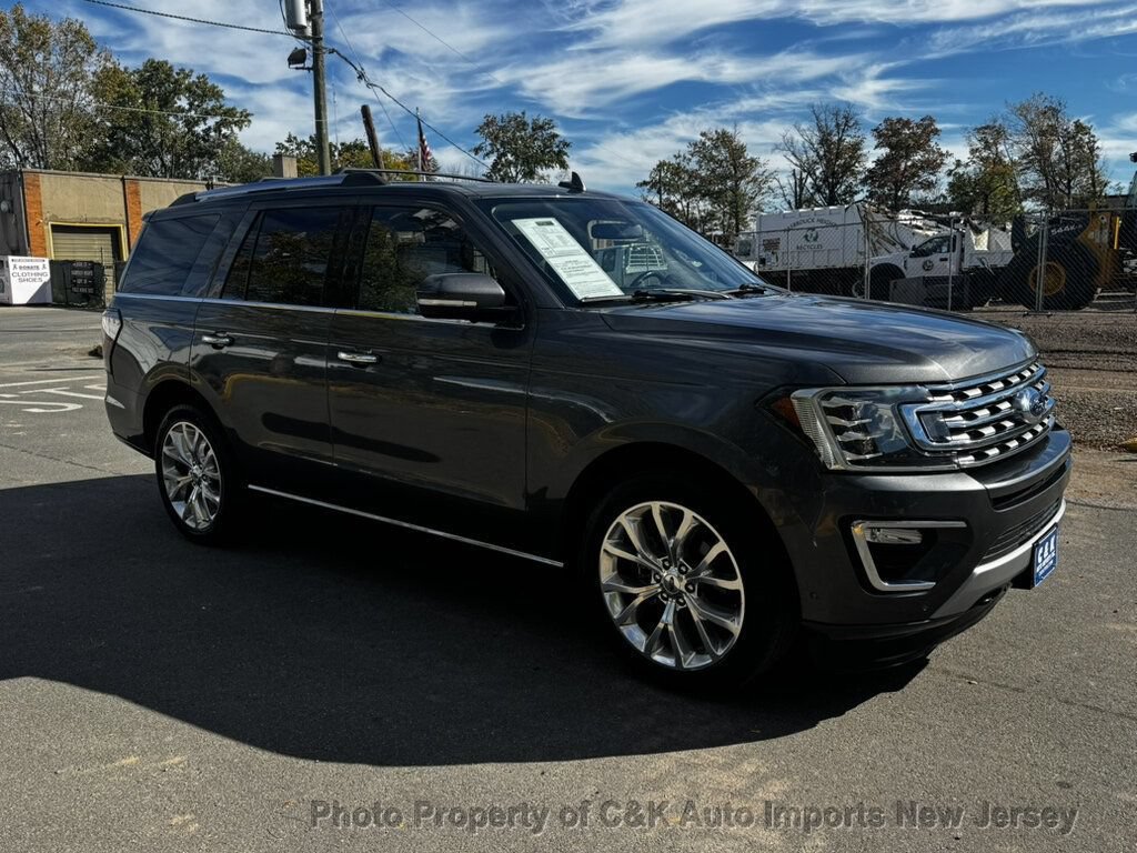Used 2019 Ford Expedition Limited w/ Equipment Group 302A AWD/4WD image 5