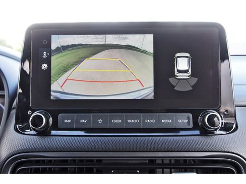Used 2022 Hyundai Kona Limited w/ Cargo Package FWD image 26
