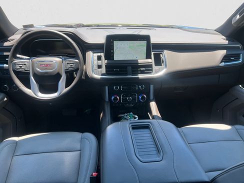 Used 2023 GMC Yukon SLT w/ SLT Premium Package AWD/4WD image 12