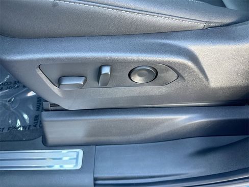 New 2025 Chevrolet Silverado 1500 LT Trail Boss w/ Convenience Package II image 14