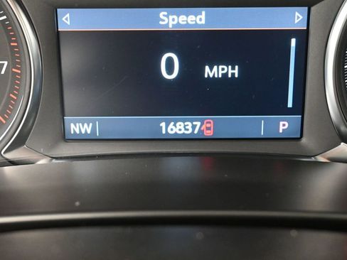 Used 2025 Chevrolet Blazer LT FWD image 35