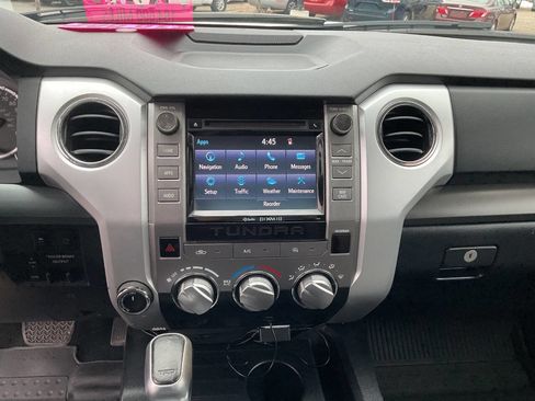 Used 2017 Toyota Tundra SR5 w/ TRD Off Road Package image 20