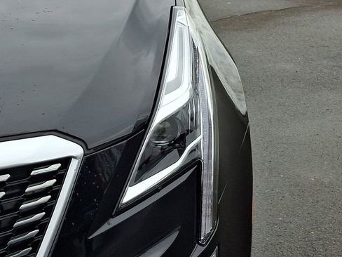 Used 2022 Cadillac XT5 Premium Luxury image 7