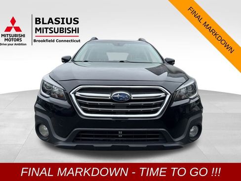 Used 2019 Subaru Outback 2.5i Premium image 3