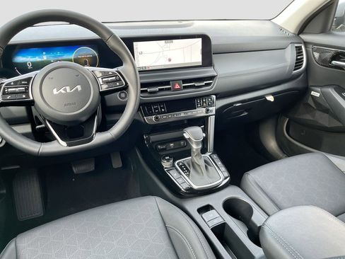 Certified 2025 Kia Seltos SX image 23