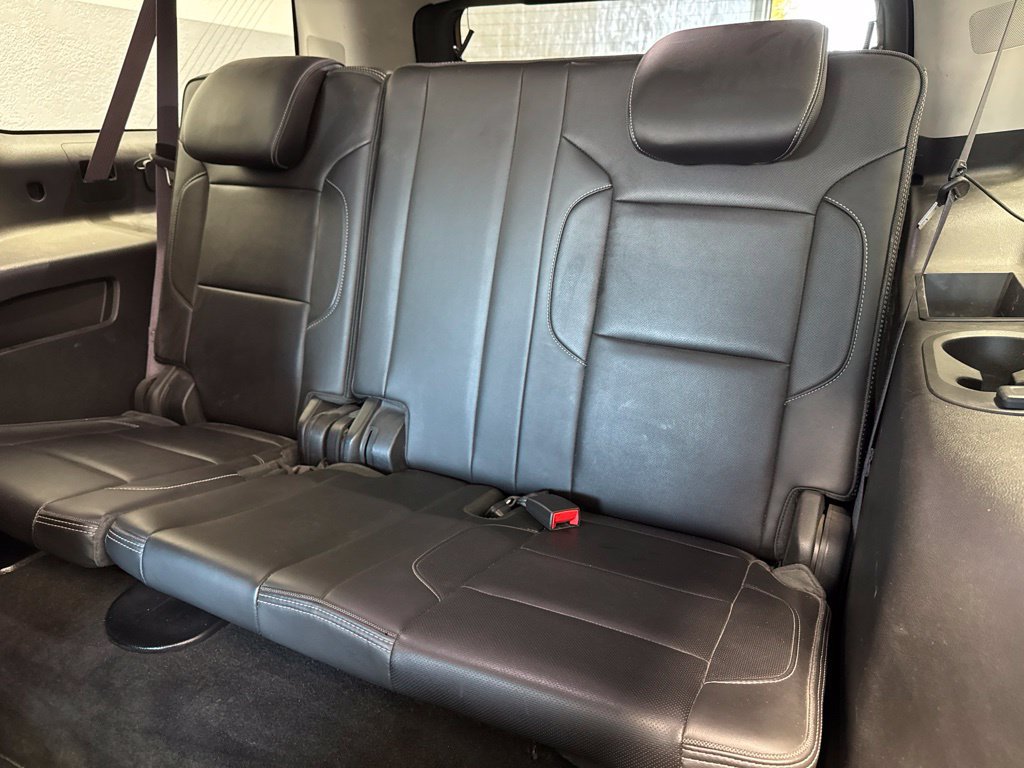 Used 2015 GMC Yukon XL Denali w/ Touring Package AWD/4WD image 21