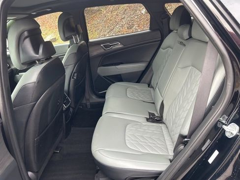 Used 2023 Kia Sportage X-Line w/ X-Line Premium Package image 19