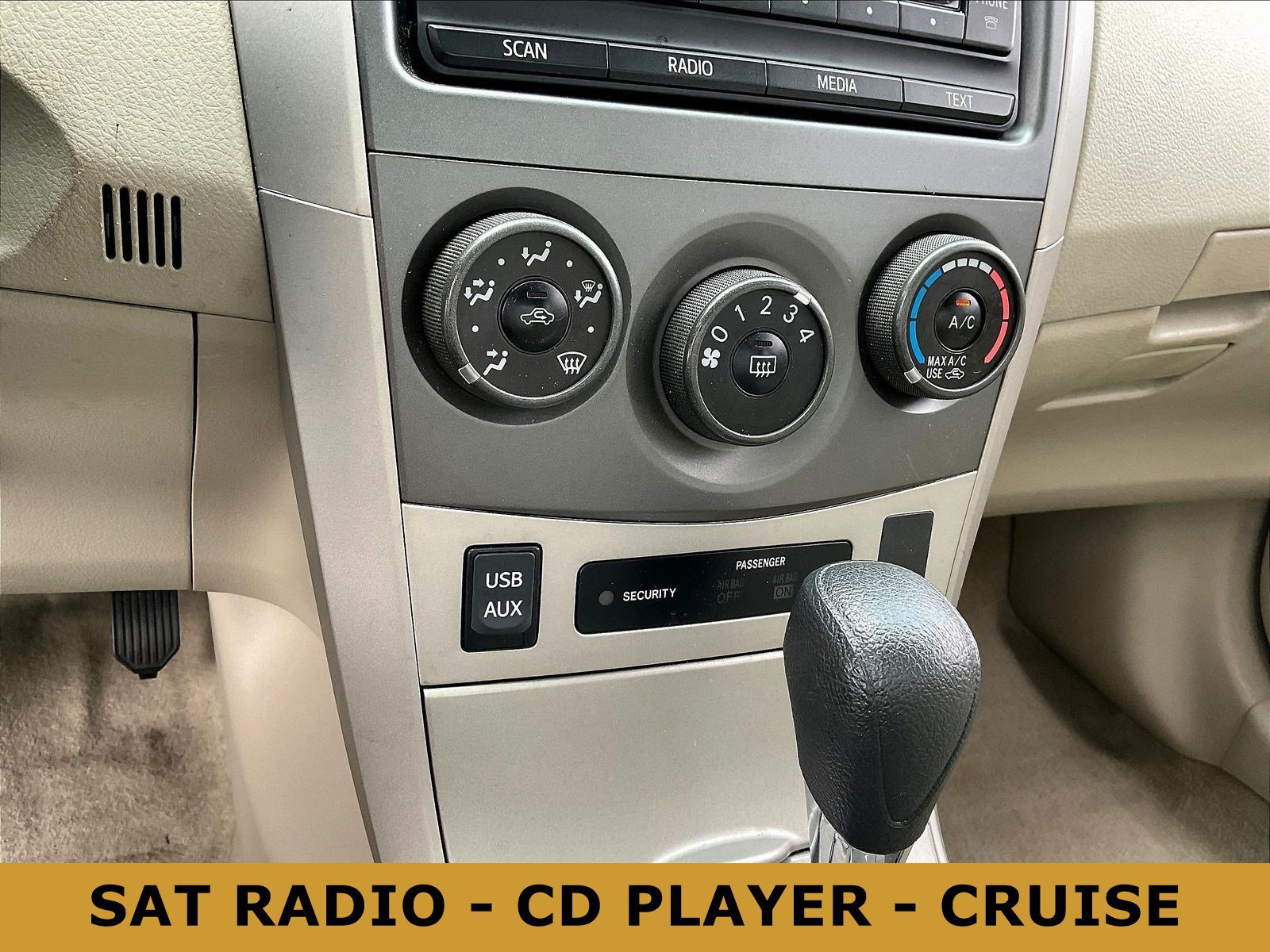 Used 2012 Toyota Corolla LE FWD image 16