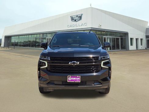 Used 2024 Chevrolet Suburban RST w/ Sport Performance Package AWD/4WD image 2