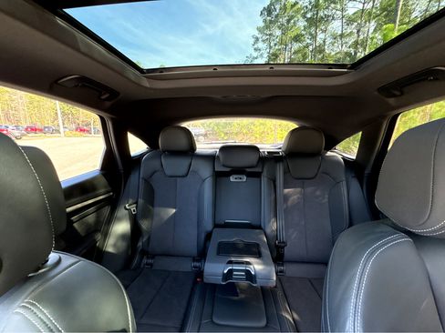 Used 2023 Audi SQ5 Premium Plus image 34