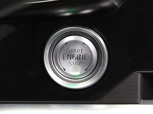 Used 2022 Chevrolet Corvette Stingray Coupe w/ 1LT image 28