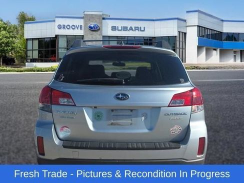 Used 2012 Subaru Outback 2.5i Limited w/ Moonroof Pkg AWD/4WD image 5