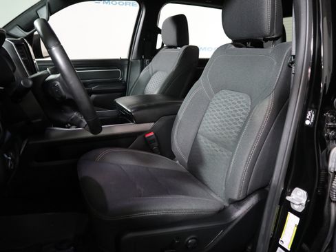 Used 2025 RAM 1500 Big Horn AWD/4WD image 18