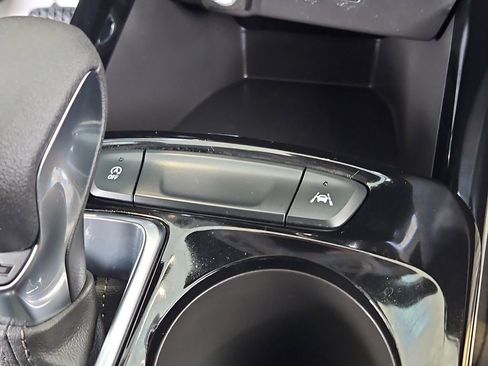 Certified 2025 Chevrolet Trax ACTIV w/ Driver Confidence Package image 15