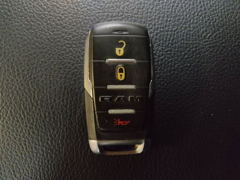 Used 2023 RAM 1500 Tradesman AWD/4WD image 32