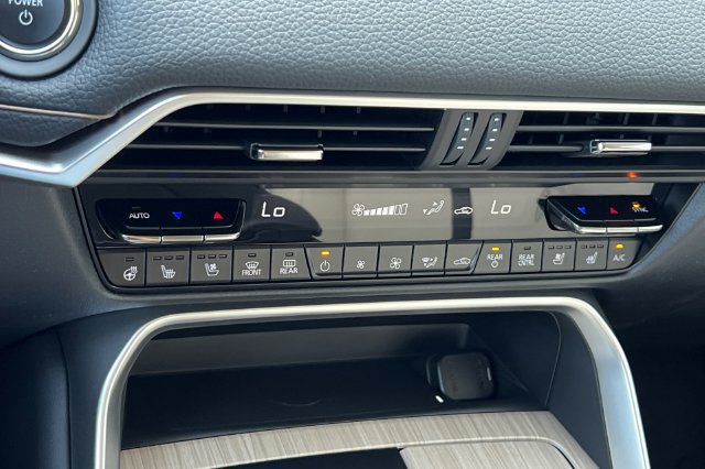 New 2026 MAZDA CX-90 Plug-In Hybrid w/Premium Sport AWD/4WD image 25