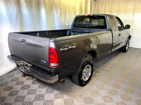 Used 2004 Ford F150 XLT image 7