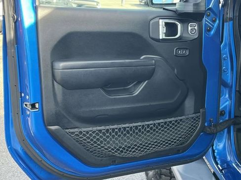 Used 2020 Jeep Gladiator Sport w/ Quick Order Package 24S image 14