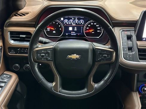 Used 2021 Chevrolet Tahoe High Country w/ Premium Package RWD image 13