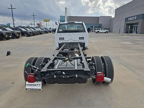 New 2026 Ford F550 2WD Regular Cab Super Duty image 9