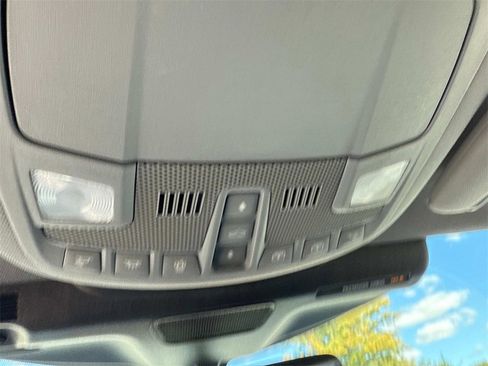 Used 2022 Lincoln Nautilus Reserve w/ Equipment Group 201A image 33