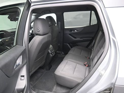 Used 2025 Chevrolet Equinox LT image 16