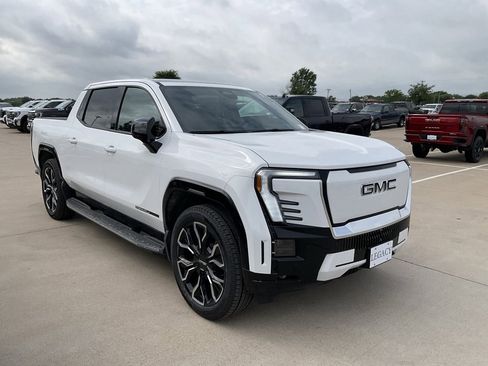 New 2025 GMC Sierra EV Denali image 3