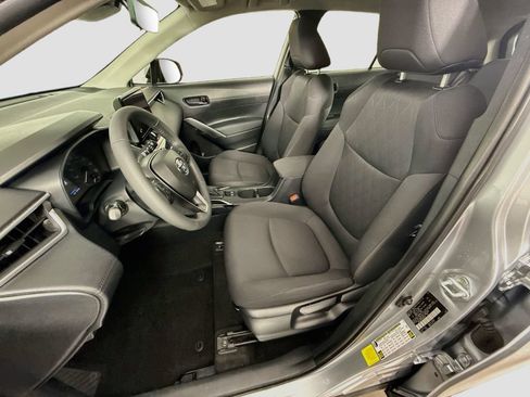 Used 2024 Toyota Corolla Cross LE FWD image 14