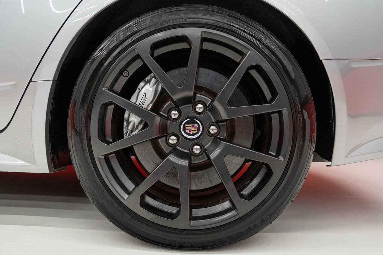 Used 2010 Cadillac CTS V RWD image 30