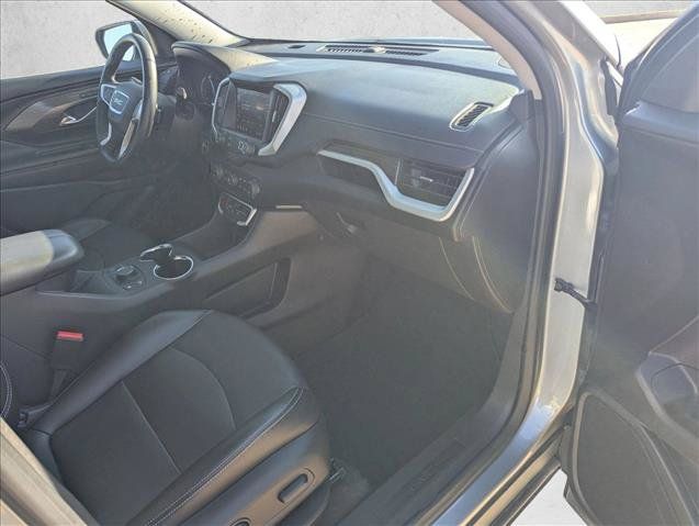Used 2024 GMC Terrain SLT AWD/4WD image 20