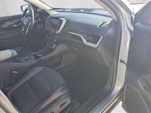Used 2024 GMC Terrain SLT AWD/4WD image 20