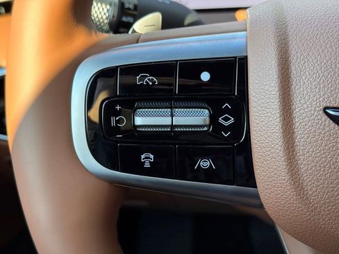 New 2026 Genesis GV70 2.5T Advanced image 28