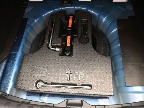 New 2025 Nissan Kicks Play S image 16