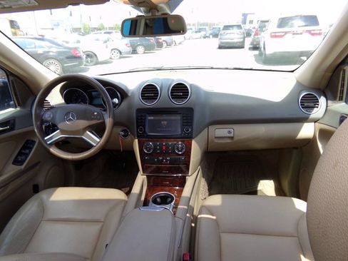 Used 2011 Mercedes-Benz ML 350 4MATIC image 24