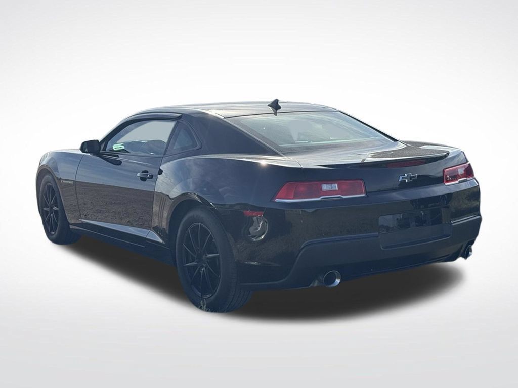 Used 2015 Chevrolet Camaro LT RWD image 13