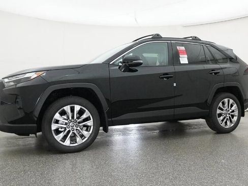 New 2025 Toyota RAV4 XLE Premium image 18