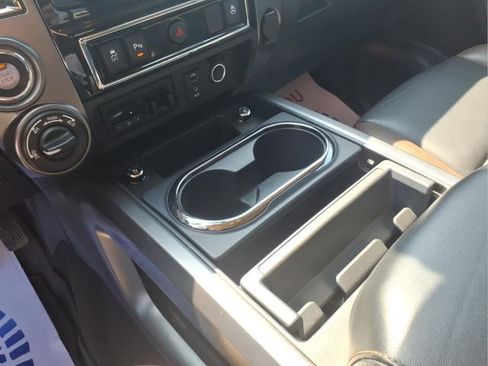 Used 2016 Nissan Titan Platinum Reserve image 20