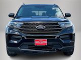Used 2020 Ford Explorer XLT image 2