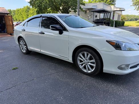 Used 2010 Lexus ES 350 FWD image 7