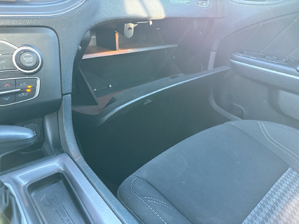 Used 2023 Dodge Charger SXT RWD image 36