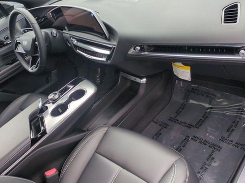 Certified 2024 Cadillac Lyriq Tech AWD/4WD image 21