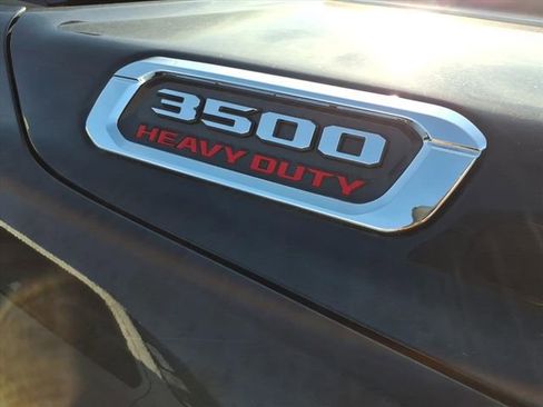 Used 2021 RAM 3500 Big Horn image 5