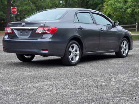 Used 2012 Toyota Corolla LE w/ Premium Pkg FWD image 10