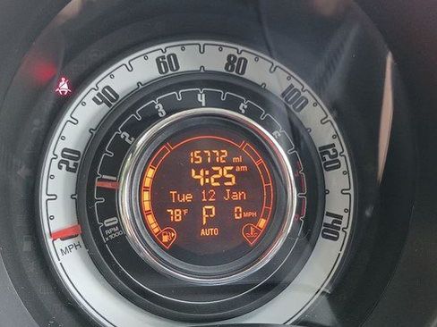 Used 2012 FIAT 500 Lounge w/ Luxury Leather Pkg FWD image 3
