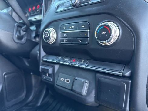 Used 2024 GMC Sierra 2500 Pro w/ Convenience Package image 36