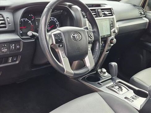 Used 2023 Toyota 4Runner SR5 Premium w/ Moonroof Package AWD/4WD image 10