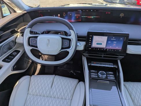 New 2026 Lincoln Nautilus Black Label image 18