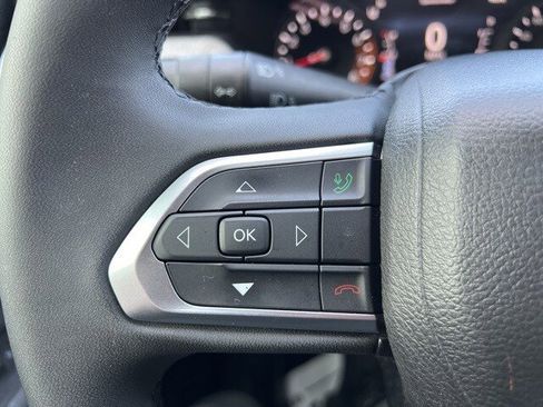 Certified 2023 Jeep Compass Latitude image 18